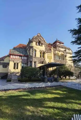 青岛德国总督楼旧址博物馆