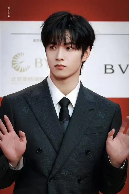 "@时代少年团-刘耀文