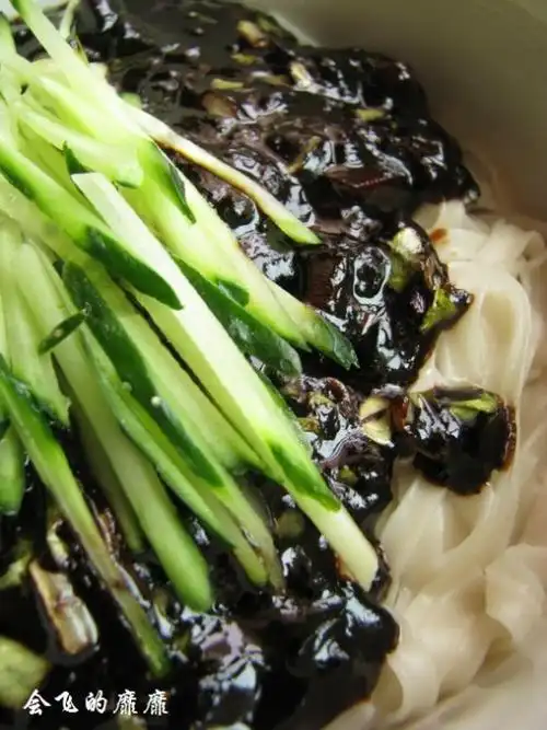 用黑豆做炸酱@  wbr>@  wbr>韩式炸酱面