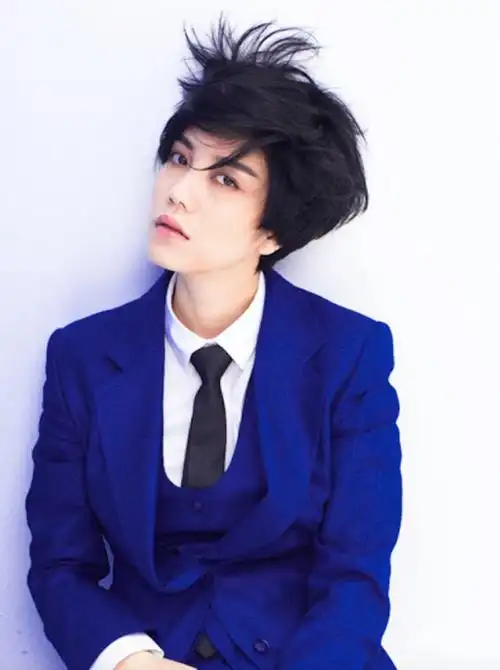 李霄云将登嘉年华音乐舞台首唱正常人