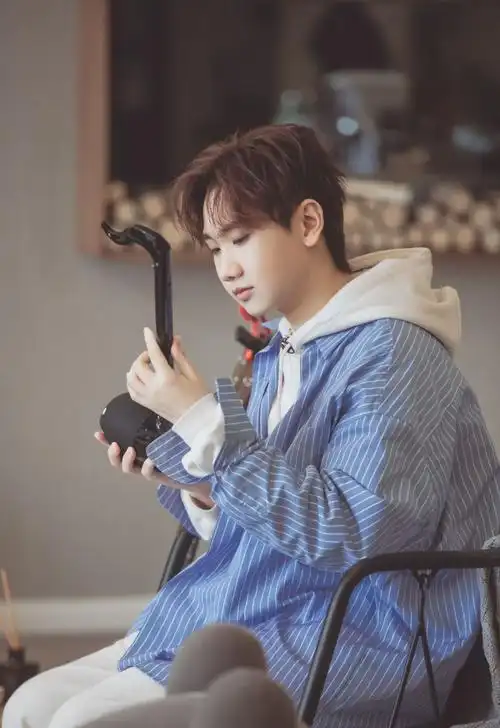 汪苏泷朋友请听好剧照图片99