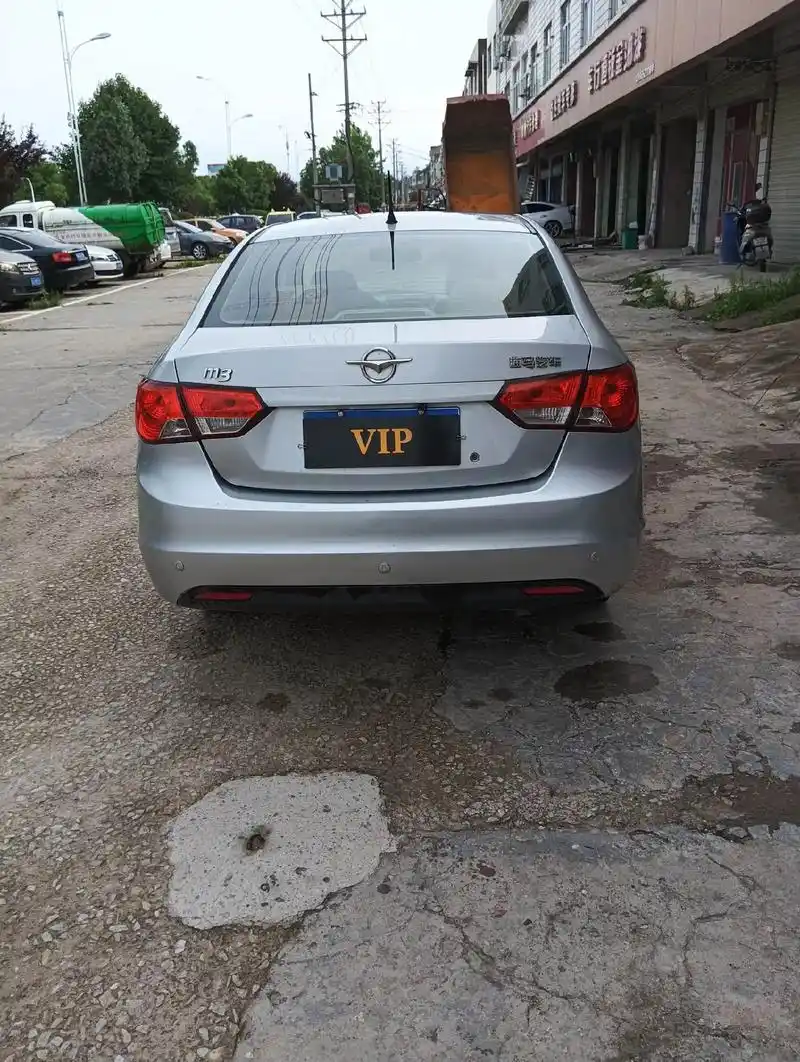 客户置换下来的14年上牌海马m3,手动档,1.5排量,省油