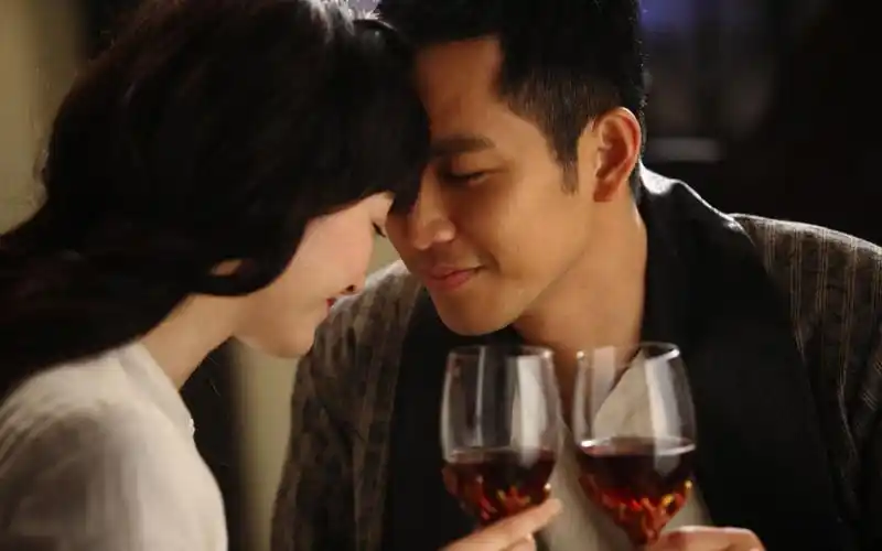 时隔10年,李小冉,钟汉良再度合作,上演超龄偶像剧《往后余生》