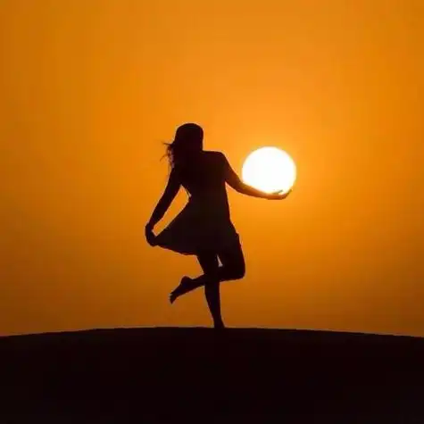 大海日出图片唯美头像 - 易云微信头像 男女个性唯美意境好看微信头像