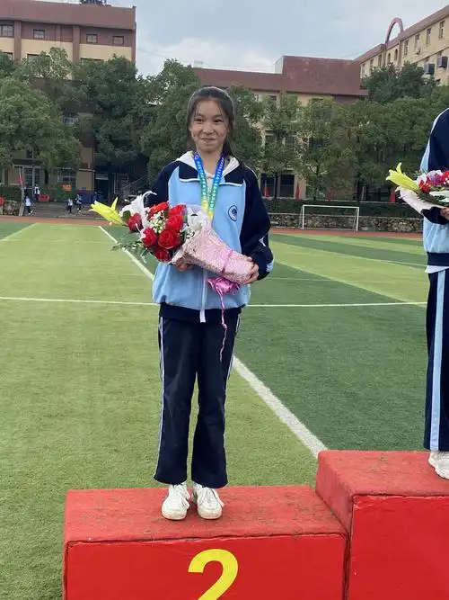 建宁实验中学第七届体育节田径运动会--1918班