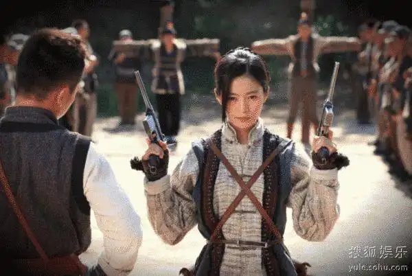 战旗收视第一王媛可颠覆形象成收视女王