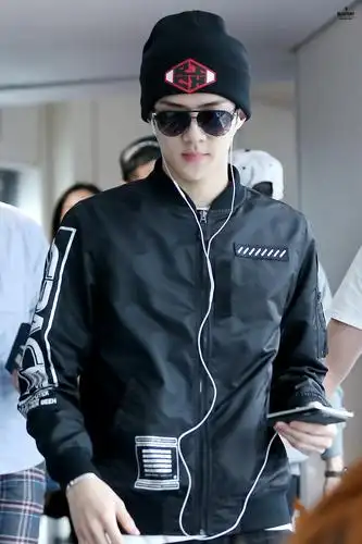 吴世勋 150507 香港-仁川机场