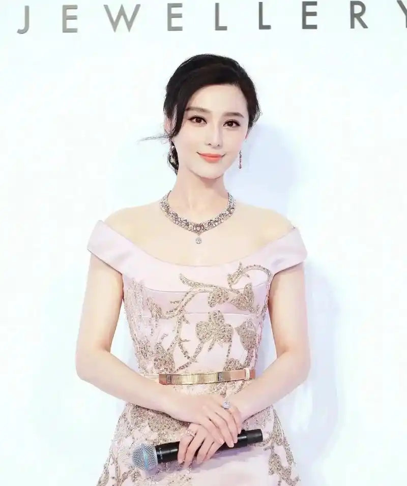 最美的样子 #盛世美颜 #魅力女人 #范冰冰 如果有一天冰 - 抖音