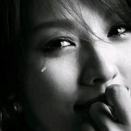 女生唯美思念头像 高清好看唯美伤感的思念专属头像女生图片_女生头像