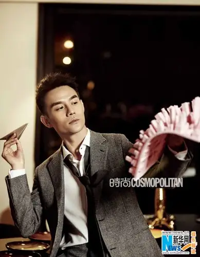 王凯新片闲适惬意时尚质感