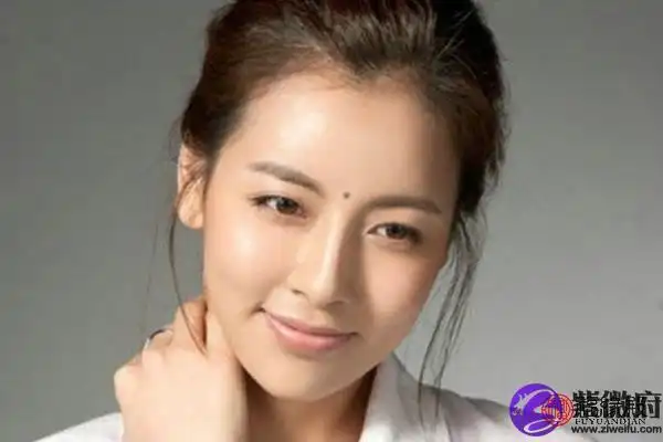 这类女性大都是女身男用,或是事业有成的女强人,或许是太强势了,或许