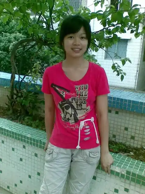 那年17岁.拍摄于2009年诺基亚手机像素真的不错,无美颜无 - 抖音