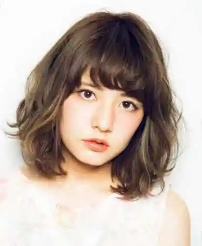 2019最新甜美短发烫发发型(3)