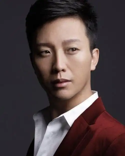 李玉刚的励志人生,和他生命中爱过的一个重要女人