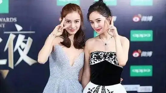 杨幂和杨颖同框摄影师无意间关掉美颜滤镜后网友们坐不住了|大陆综艺