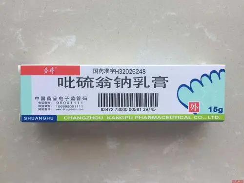 意见反馈 首页 说明书 西药产品 皮肤科用药 > 吡硫翁钠乳膏