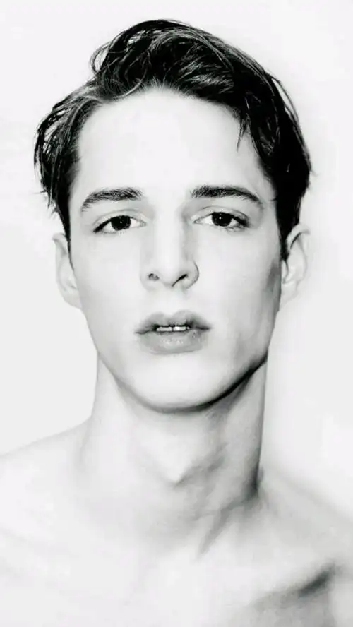 黑白qq背景 空间大图 手机壁纸 锁屏壁纸