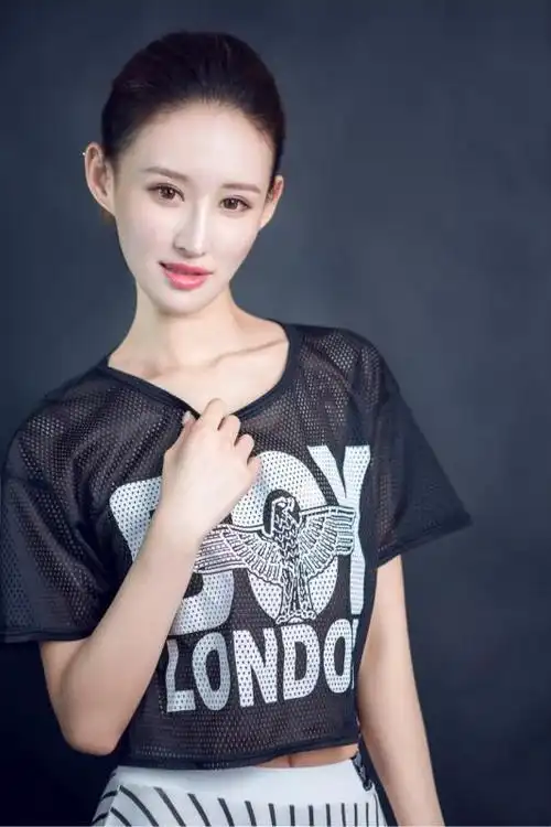 p data-id="goctlomxc3">李程(原名李珵),中国内地女演员, a target=