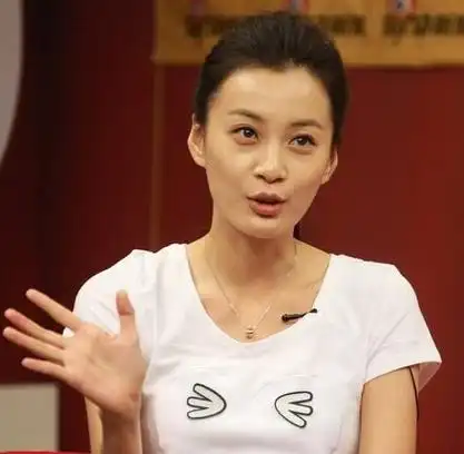 【图】徐佳宁前妻徐翠翠简历照片 爆料现在与李小冉发生恋情