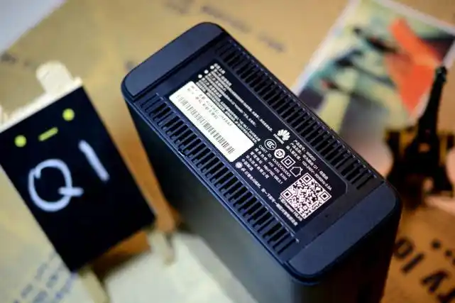 哪里信号不好插哪里华为路由q1开创子母路由时代