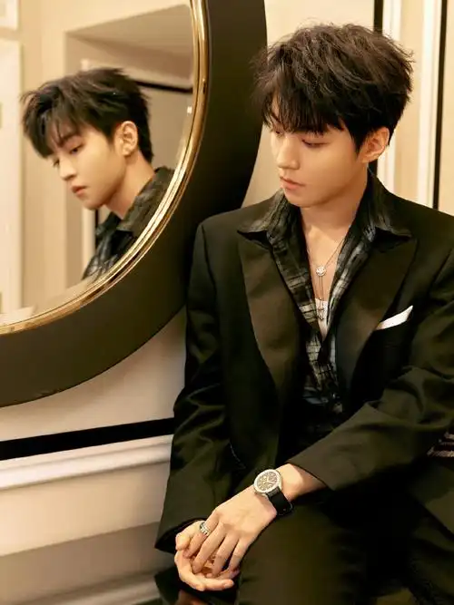 愿心情如这清晨的阳光,灿烂而温暖.王俊凯,早安!