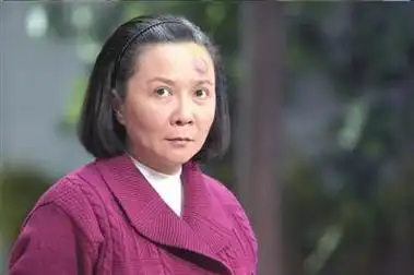 蔡明我年轻时可是班花本以为搞笑的看到照片懵了