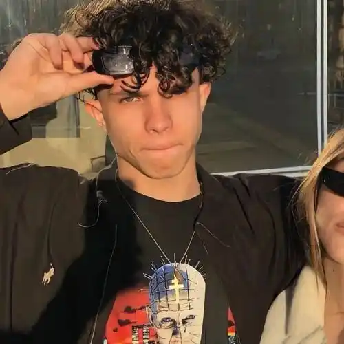 头像| 心动又甜蜜的情侣头像_全世界_明星_类型