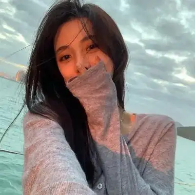 "喜欢简单的事干净的东西和清楚的感觉."_女生头像_我要个性网