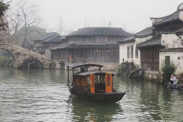 小桥流水烟雨江南