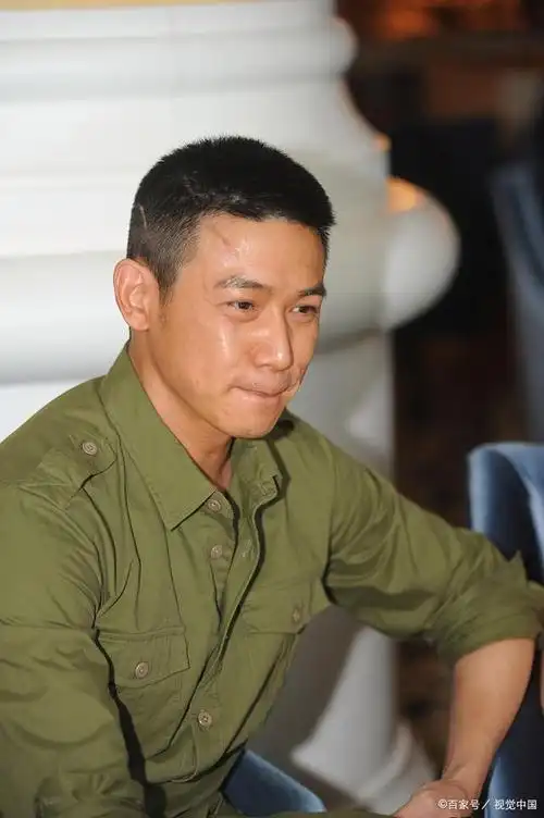 他就是任天野,一位中国内地的男演员.