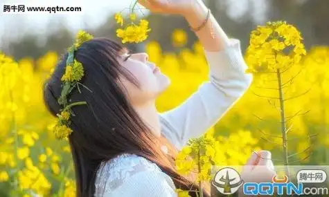 春天意境小清新女生图片我想留住阳光下的笑容