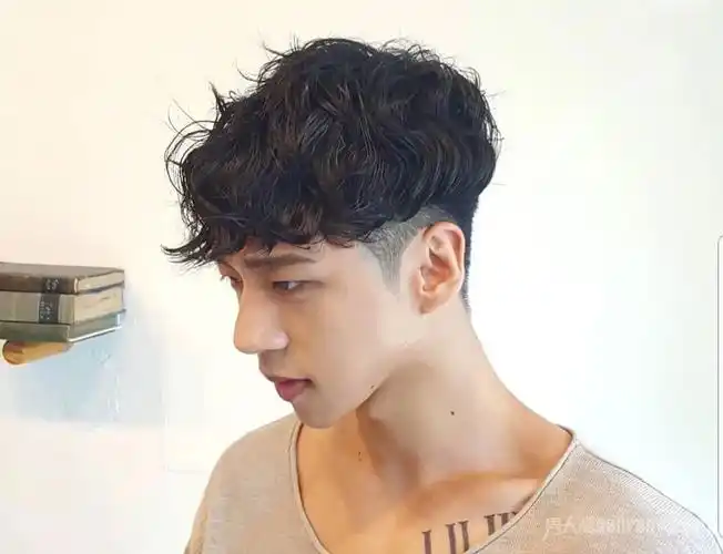 男生纹理烫 想走韩风系少男 纹理烫你绝对值得拥有