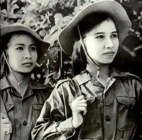 对越长条山之战越南女兵裸身上阵 作战疯狂终遭全歼