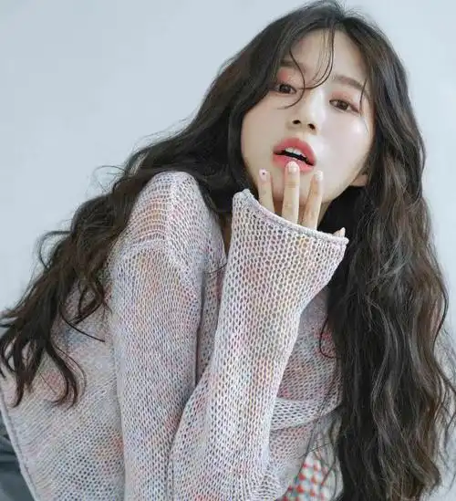 烫一次美半年的甜美减龄式慵懒卷发