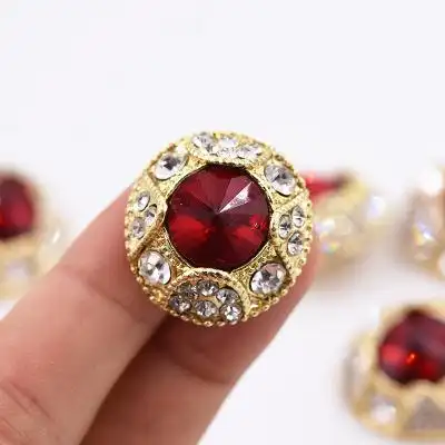 【热销推荐】供应宝石扣 高档时装纽扣 服装辅料 电镀纽扣