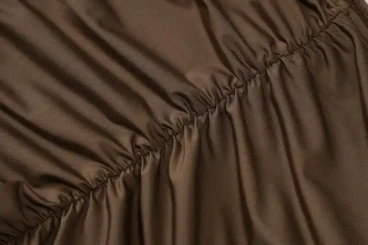 批发新款女士夏季休闲连衣裙纯色脱肩绷带迷你棕色连衣裙2021