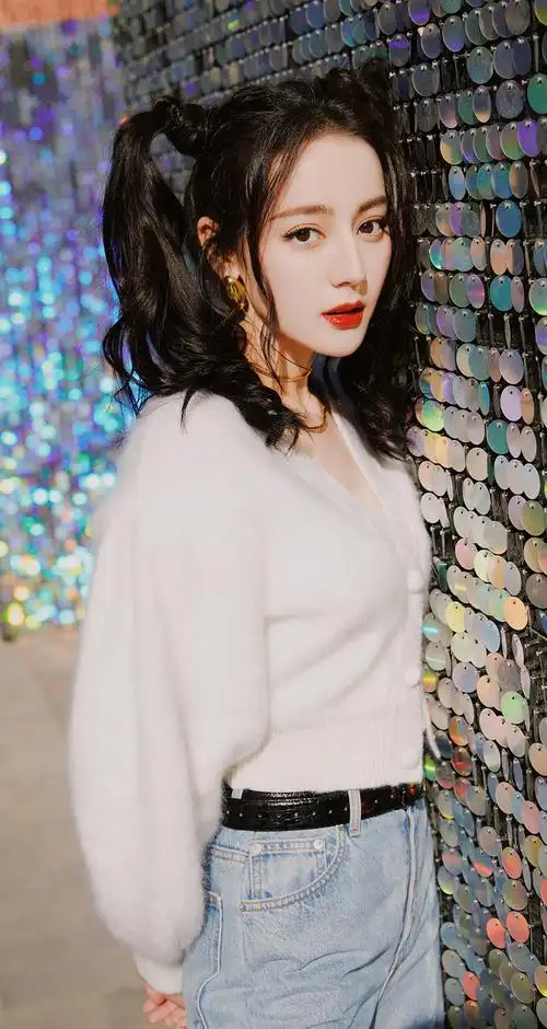 stepdcsd从花瓣每日精选转采于2021-05-31 17:53:10迪丽热巴人体结构