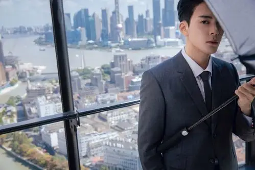 分享一组曾舜晞图片给大家,图中的明星图片壁纸会点缀你的电脑桌面