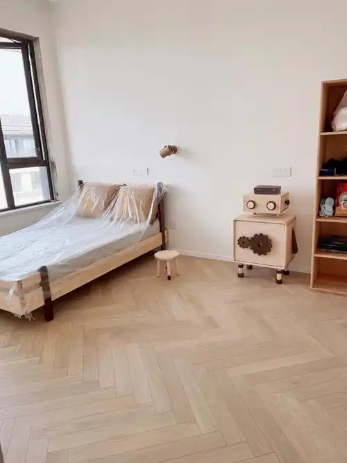 仙兮兮的奶油色人字拼木地板爱了78