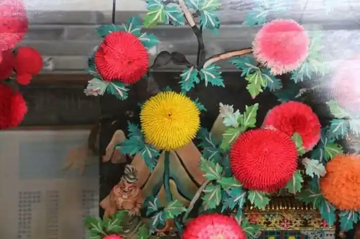 塔尔寺三绝:堆绣,壁画,酥油花.