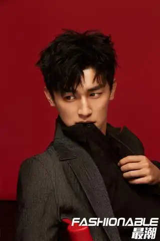 杨旭文_杨旭文图片_杨旭文剧照图片_杨旭文写真图片_杨旭文肌肉