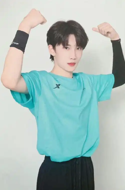 余宇涵夏日运动会扫图##tf家族三代夏日运动会扫图