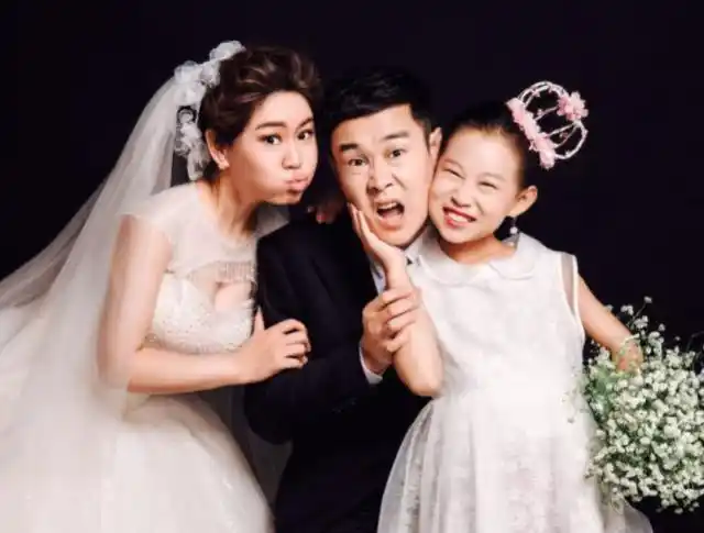 有种基因叫小沈阳女儿12岁沈佳润穿波点礼裙女大十八变