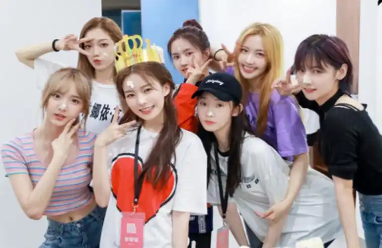 硬糖少女303南京演唱会延期因不可抗力影响减少聚集