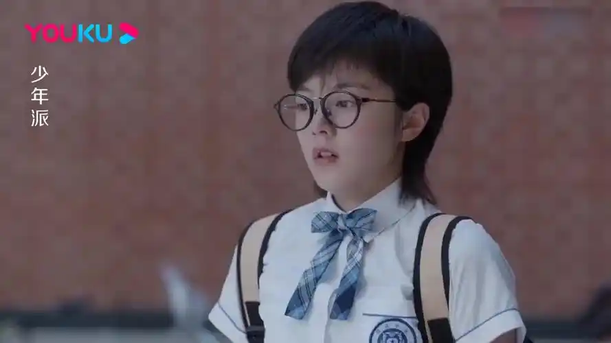 少年派妙妙放假回家不料一到家只认红烧肉老妈看哭了