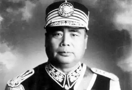 隐退后的冯玉祥因何东山再起