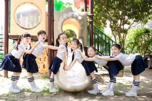 幼儿园拍创意毕业照成潮流仪式感满满获网友点赞真会玩