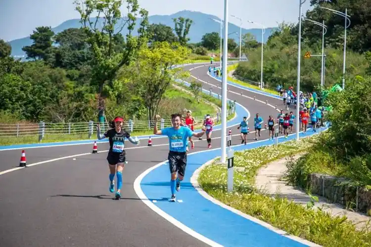 快来一饱眼福这6场马拉松赛道美翻了