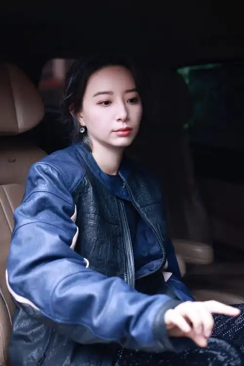 李斯丹妮2023全息ep