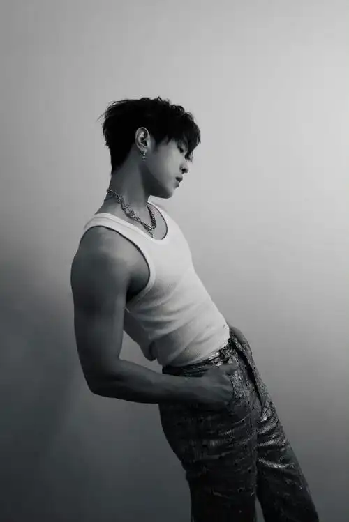 马伯骞有点新肌在身上##电影天马流星开机